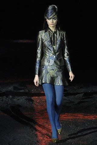 Look 12